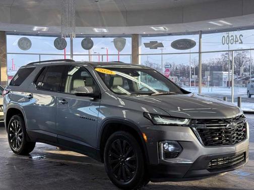 2023 Chevrolet Traverse RS