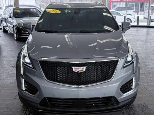 2025 Cadillac XT5 Sport