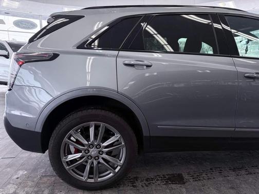 2025 Cadillac XT5 Sport