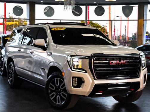 2022 GMC Yukon XL AT4