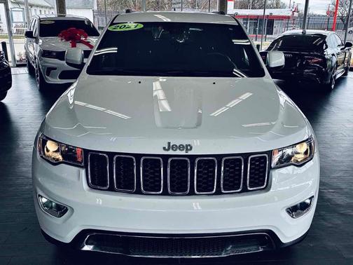 2021 Jeep Grand Cherokee Laredo E