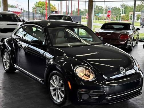 2017 Volkswagen Beetle 1.8T SE