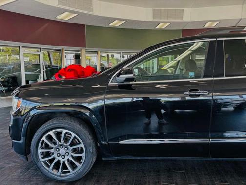 Ebony Twilight Metallic 2022 GMC Acadia Denali