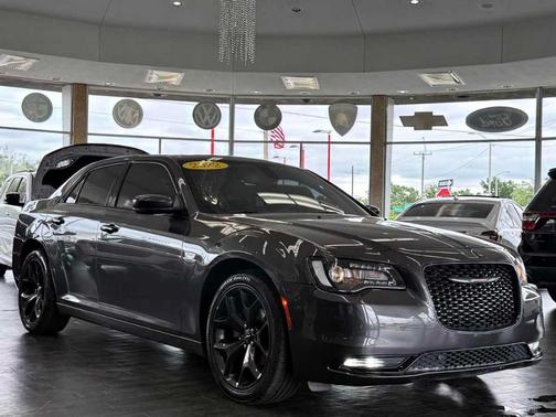 2022 Chrysler 300 S