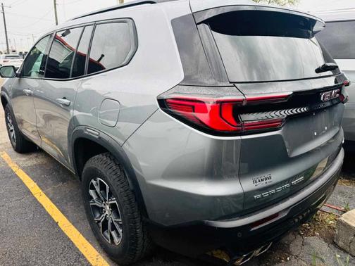 Sterling 2024 GMC Acadia AT4
