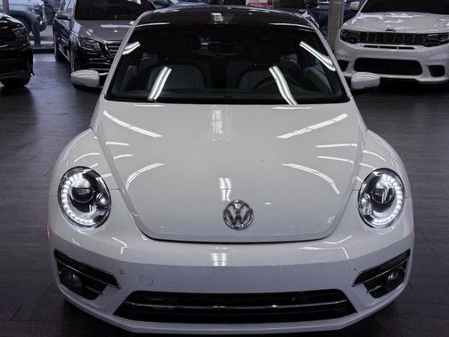 2018 Volkswagen Beetle 2.0T SE