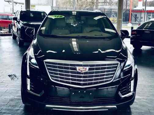 2019 Cadillac XT5 Platinum
