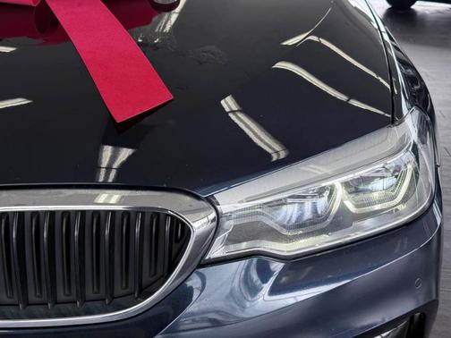 Imperial Blue Metallic 2017 BMW 530 i xDrive
