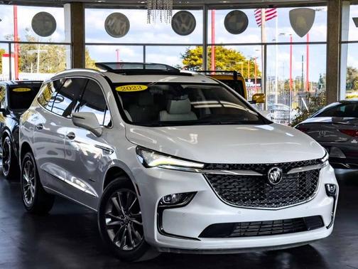 2023 Buick Enclave Avenir