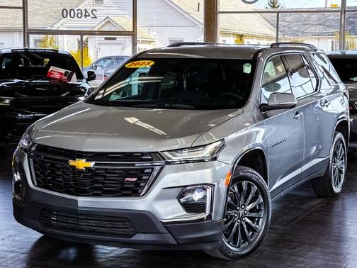 2023 Chevrolet Traverse RS
