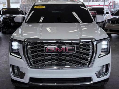 2022 GMC Yukon SLT