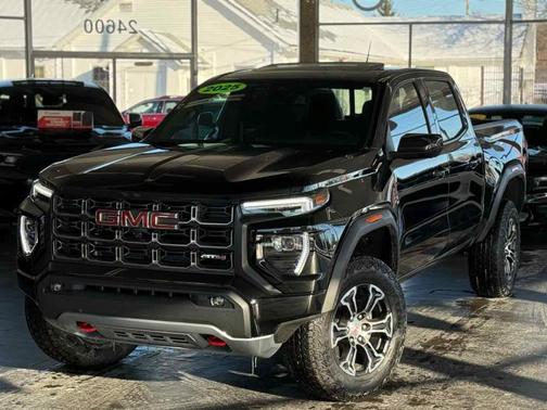 2025 GMC Canyon AT4