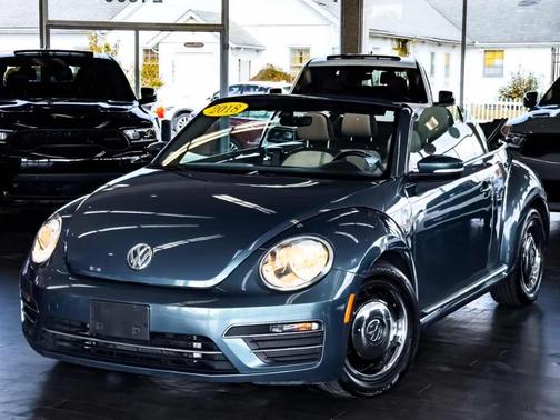 2018 Volkswagen Beetle 2.0T Coast
