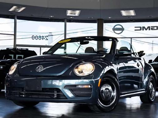 2018 Volkswagen Beetle 2.0T Coast