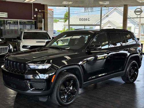 2023 Jeep Grand Cherokee Altitude