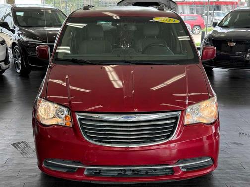 2014 Chrysler Town & Country Touring