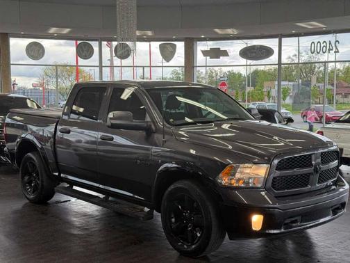 2015 RAM 1500 SLT