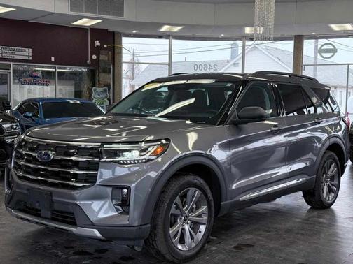 2025 Ford Explorer Active