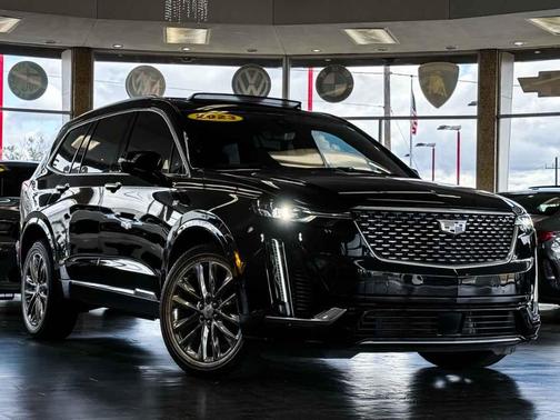 2023 Cadillac XT6 Premium Luxury AWD