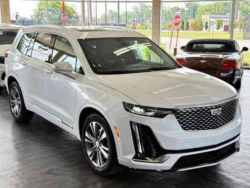 2024 Cadillac XT6 Premium Luxury FWD
