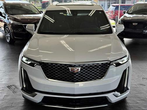 2024 Cadillac XT6 Premium Luxury FWD