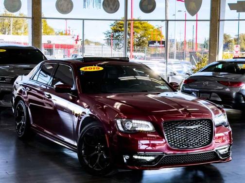 2019 Chrysler 300 S