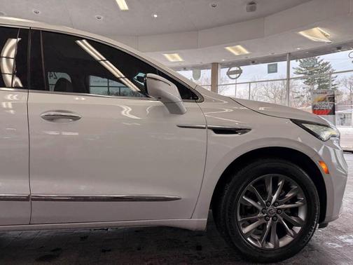 2023 Buick Enclave Avenir