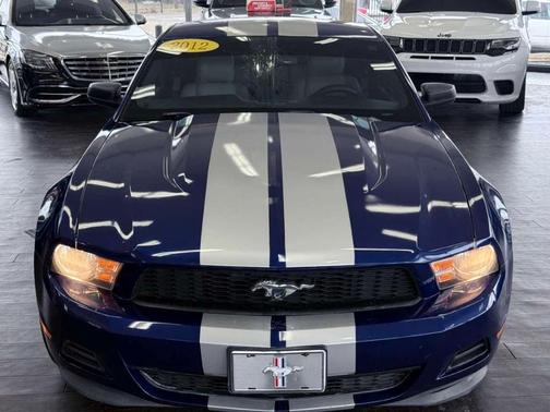 2012 Ford Mustang V6