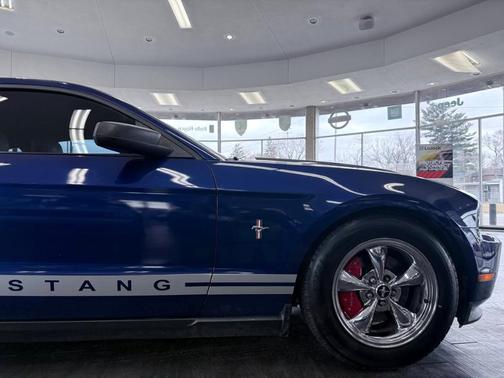 2012 Ford Mustang V6