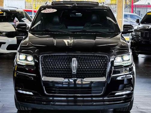2022 Lincoln Navigator L Reserve