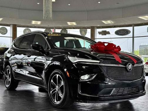 2022 Buick Enclave Essence