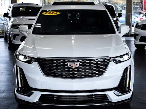 2024 Cadillac XT6 Premium Luxury FWD