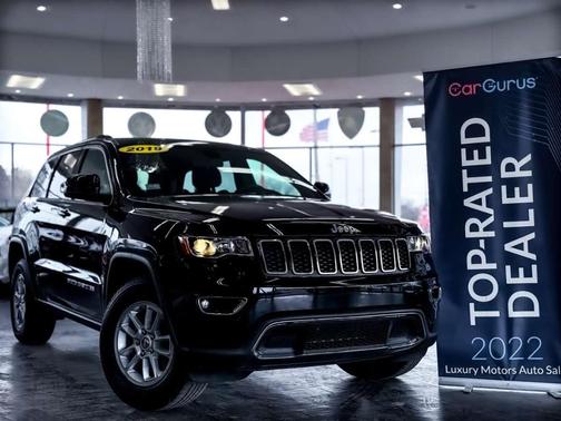 2019 Jeep Grand Cherokee Laredo E