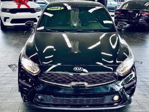 2021 Kia Forte GT-Line