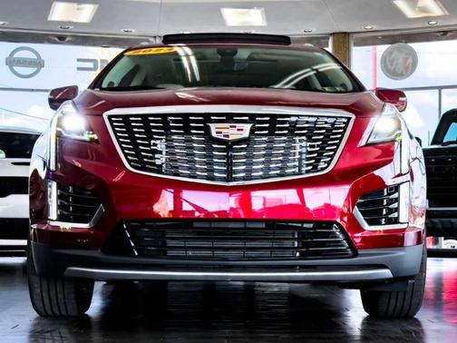2023 Cadillac XT5 Premium Luxury