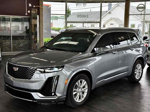 2023 Cadillac XT6 Luxury FWD