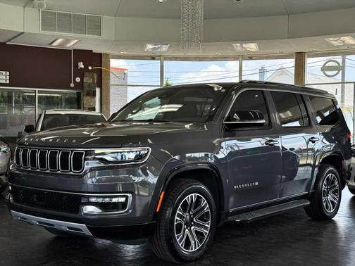 2024 Jeep Wagoneer Base