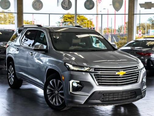 2023 Chevrolet Traverse Premier
