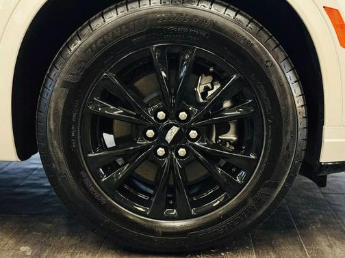 2025 Cadillac XT6 Luxury FWD