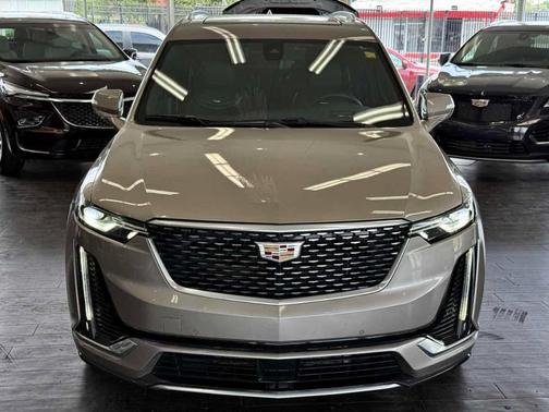 2022 Cadillac XT6 Premium Luxury AWD