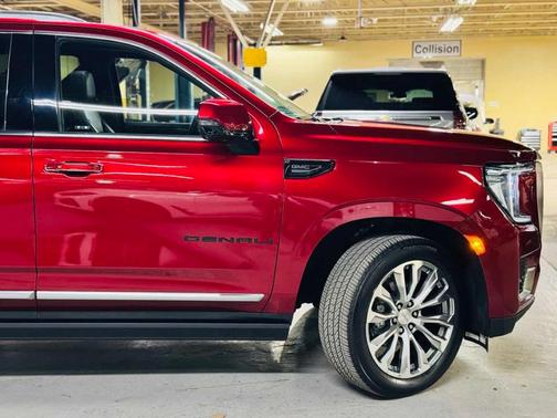 Cayenne Red Tintcoat 2022 GMC Yukon Denali