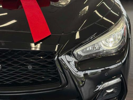 Black Obsidian 2024 INFINITI Q50 SENSORY