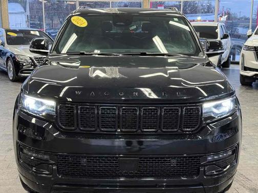 2024 Jeep Wagoneer Base