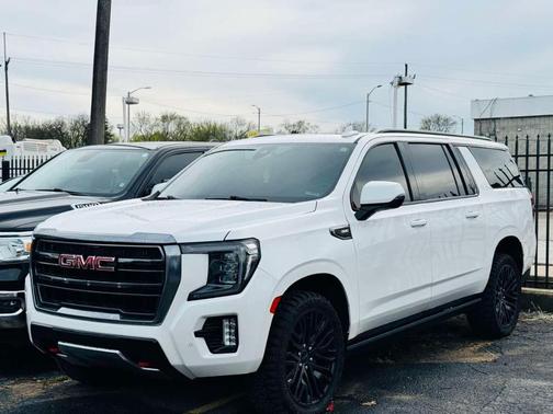 2022 GMC Yukon XL AT4