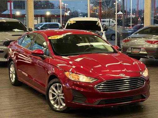 2020 Ford Fusion SE