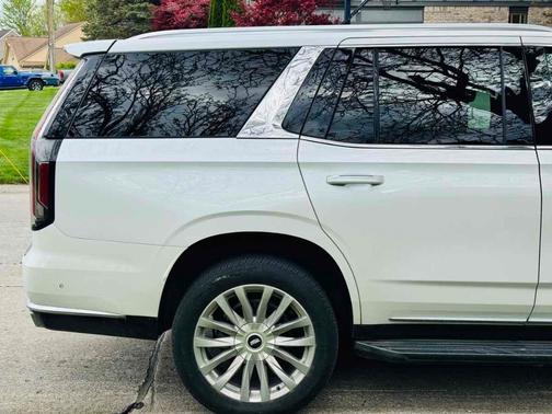 Crystal White Tri-Coat 2023 Cadillac Escalade Premium Luxury