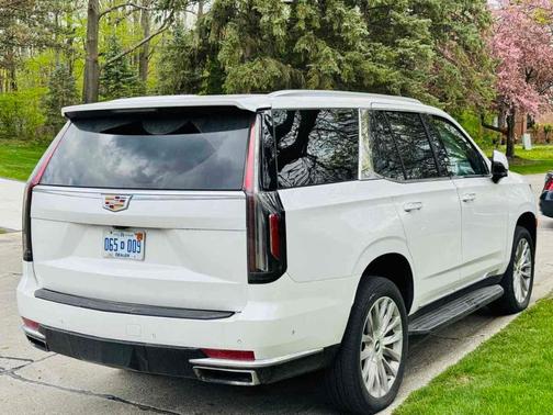 Crystal White Tri-Coat 2023 Cadillac Escalade Premium Luxury