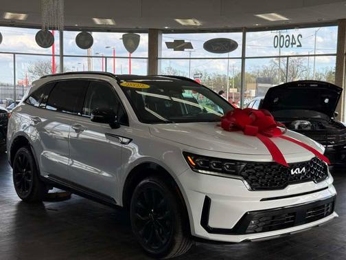 Glacial White Pearl 2022 Kia Sorento SX