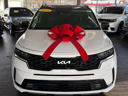 Glacial White Pearl 2022 Kia Sorento SX
