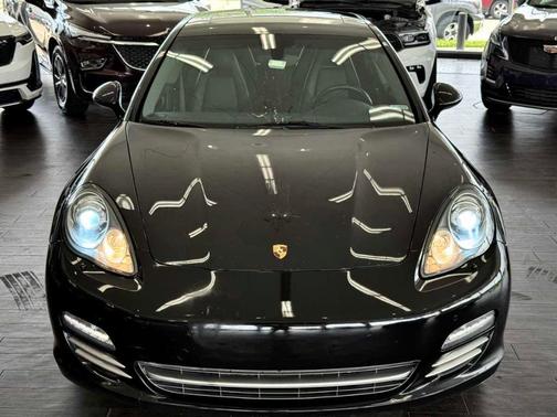 2013 Porsche Panamera 4
